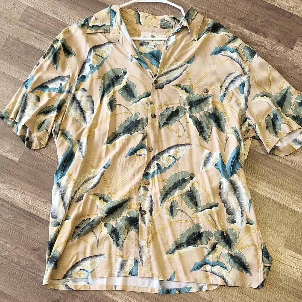 Island Shores Floral Casual Button Down Shirt